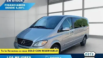 Usado Mercedes Viano 204 CV (150 kW) 2008 Gris / plata Monovolumen