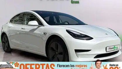Usado Tesla Model 3 RWD 225 kW (306 CV) 2019 Blanco Berlina