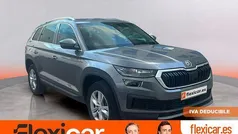 Gris Usado 2023 Skoda Kodiaq Style SUV | 32.490 € (Precio justo)