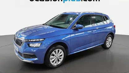 Usado Skoda Kamiq Ambition 110 CV (80 kW) 2022 Azul SUV