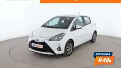 Amarillo Usado 2018 Toyota Yaris Hybrid Active Berlina | 13.499 € (Precio justo)