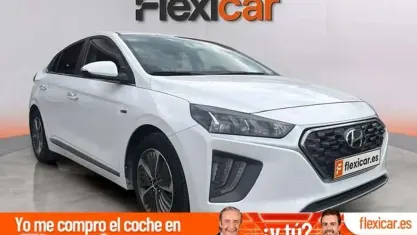 Usado Hyundai Ioniq 141 CV (103 kW) 2020 Beige Utilitario