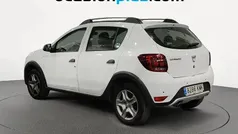 Blanco Usado 2018 Dacia Sandero Lauréate Utilitario | 9082 € (Buen precio)