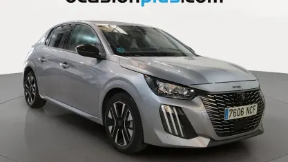 Usado Peugeot 208 Allure 100 CV (73 kW) 2025 Gris Utilitario