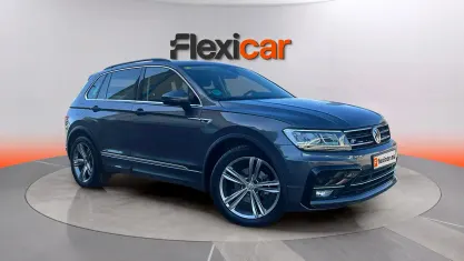 Usado VW Tiguan R-line 150 CV (110 kW) 2020 Gris SUV
