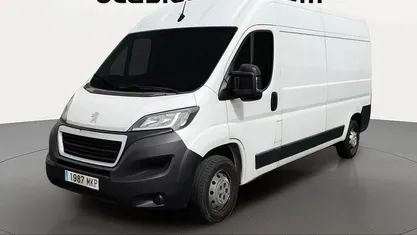 Usado Peugeot Boxer S 140 HP (102 kW) 2023 Branco Van