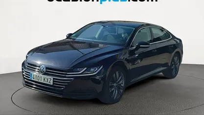 Usado VW Arteon 150 CV (110 kW) 2019 Negro Berlina