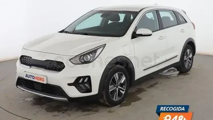 Usado Kia Niro 141 CV (103 kW) 2022 Blanco SUV
