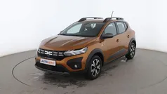 Dorado Usado 2023 Dacia Sandero Expression Utilitario | 16.299 € (Precio justo)