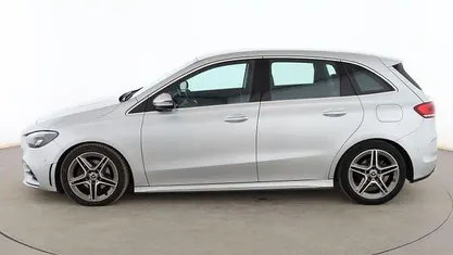 Usado Mercedes B200 AMG line 150 CV (110 kW) 2022 Gris Monovolumen