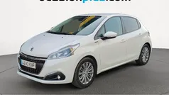 Blanco Usado 2019 Peugeot 208 Signature Sky Utilitario | 9000 € (Precio justo)