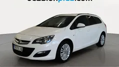 Blanco Usado 2015 Opel Astra Selective Familiar | 9450 € (Precio justo)