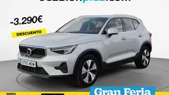 Gris Usado 2023 Volvo XC40 Plus SUV | 36.200 € (Precio justo)