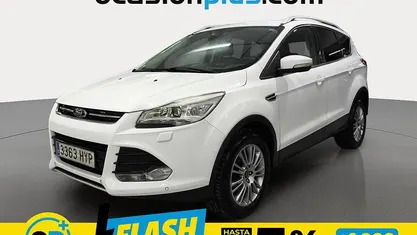Usado Ford Kuga Titanium 140 CV (102 kW) 2014 SUV