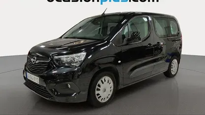 Usado 2019 Opel Combo Life Selective | 9319 € (Super precio)