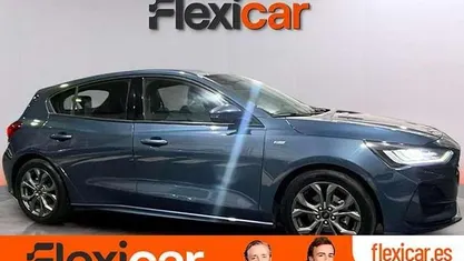 Azul Usado 2023 Ford Focus ST-Line Berlina | 17.490 € (Precio justo)