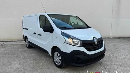 Blanco Usado 2023 Renault Trafic Monovolumen | 18.600 € (Buen precio)