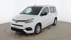 Blanco Usado 2023 Toyota Proace Verso City Familiar | 22.399 € (Precio justo)