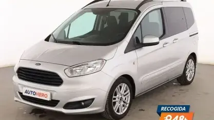 Usado Ford Tourneo Courier Titanium 100 CV (73 kW) 2016 Gris Monovolumen
