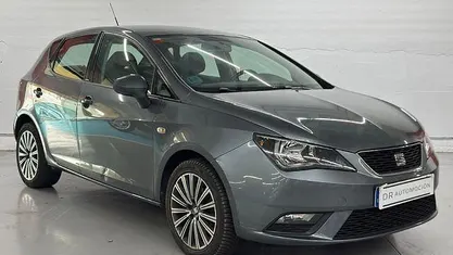 Gris / plata Usado 2017 Seat Ibiza CONNECT Berlina | 9900 € (Precio justo)