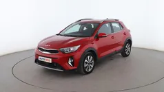 Rojo Usado 2022 Kia Stonic SUV | 17.199 € (Precio justo)