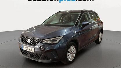 Usado Seat Arona Style 110 HP (80 kW) 2023 Cinzento SUV