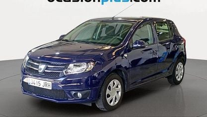 Używany Dacia Sandero Lauréate 90 KM (66 kW) 2016 Niebieski Hatchback