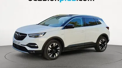 Blanco Usado 2020 Opel Grandland X Ultimate SUV | 16.628 € (Precio justo)