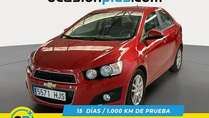 Rojo Usado 2012 Chevrolet Aveo LTZ Berlina | 7800 € (Un poco caro)