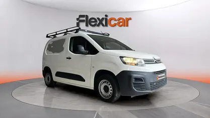 Usado Citroën Berlingo Feel 102 CV (75 kW) 2021 Monovolumen
