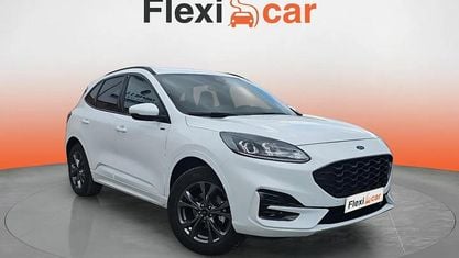 Usado Ford Kuga ST-Line 226 CV (166 kW) 2022 Blanco SUV