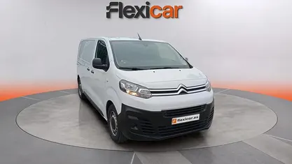 Usado Citroën Jumpy 102 CV (75 kW) 2023 Blanco Monovolumen