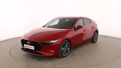 Usado Mazda 3 122 CV (89 kW) 2021 Rojo Utilitario
