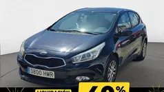 Negro Usado 2012 Kia Ceed GT Utilitario | 6990 € (Precio justo)