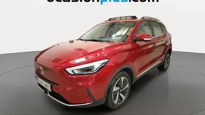 Usado MG ZS Luxury 114 kW (156 CV) 2022 Rojo SUV