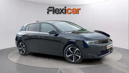 Usado Opel Astra Elegance 131 CV (96 kW) 2022 Utilitario