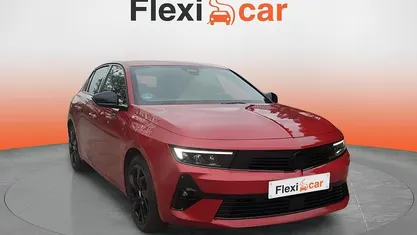 Usado Opel Astra Edition 131 CV (96 kW) 2023 Rojo Berlina