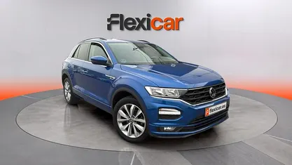 Usado VW T-Roc Advance 116 CV (85 kW) 2022 Azul SUV