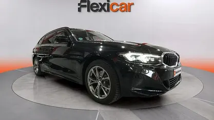 Usado BMW 320e 190 CV (139 kW) 2023 Negro Familiar