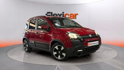 Usado Fiat Panda 71 CV (52 kW) 2024 Rojo Utilitario