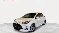 Blanco Usado 2024 Toyota Yaris Edition Berlina | 17.990 € (Buen precio)