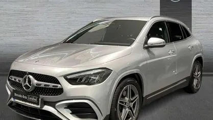 Usado Mercedes GLA200 AMG line 163 CV (119 kW) 2025 SUV
