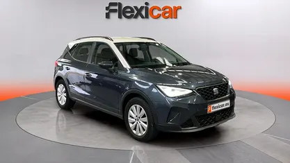 Usado Seat Arona FR 110 CV (80 kW) 2023 SUV