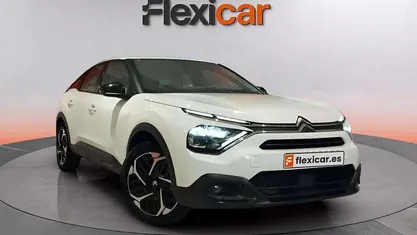 Usado Citroën C4 Feel 131 CV (96 kW) 2023 Blanco Berlina