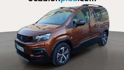 Usado Peugeot Rifter GT-line 131 CV (96 kW) 2018 Monovolumen