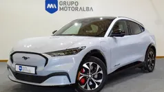 Blanco Usado 2023 Ford Mustang Mach-E SUV | 54.990 € (Caro)