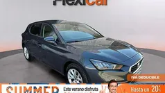 Gris / plata Usado 2021 Seat Leon Style Familiar | 19.290 € (Precio justo)