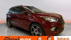 Rojo Usado 2019 Ford Kuga ST-Line SUV | 18.890 € (Precio justo)