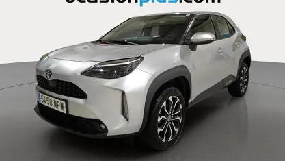 Usado Toyota Yaris Cross Active 116 CV (85 kW) 2024 Gris plata SUV