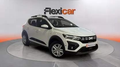 Usado Dacia Sandero Expression 91 CV (66 kW) 2024 Berlina